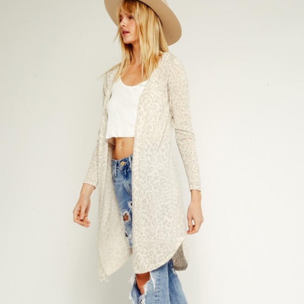NWT Olivaceous Blush Leopard Cardigan